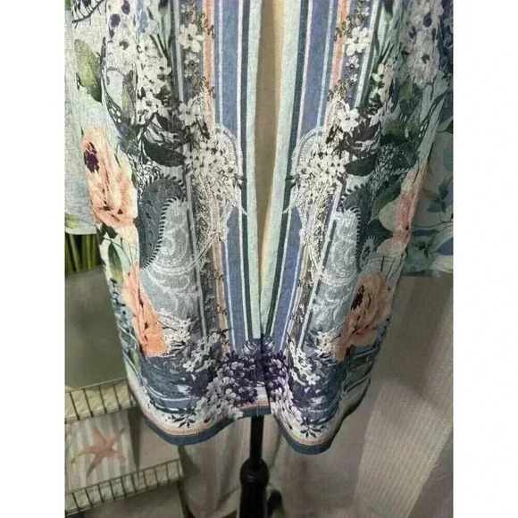 Easy wear By Chicos Women’s 2 US L Semi Sheer 3/4 Sleeve Open Front Cardigan - Picture 3 of 14